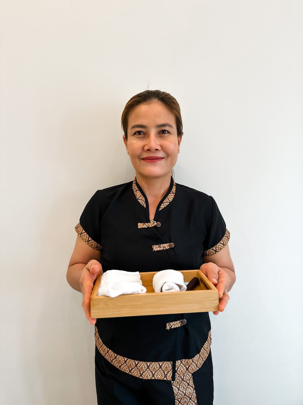 Реальная фотография салона Thai Thai — интерьер 1